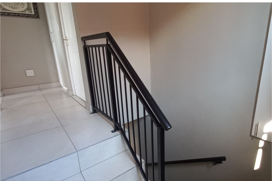 2 Bedroom Property for Sale in Ifafi North West